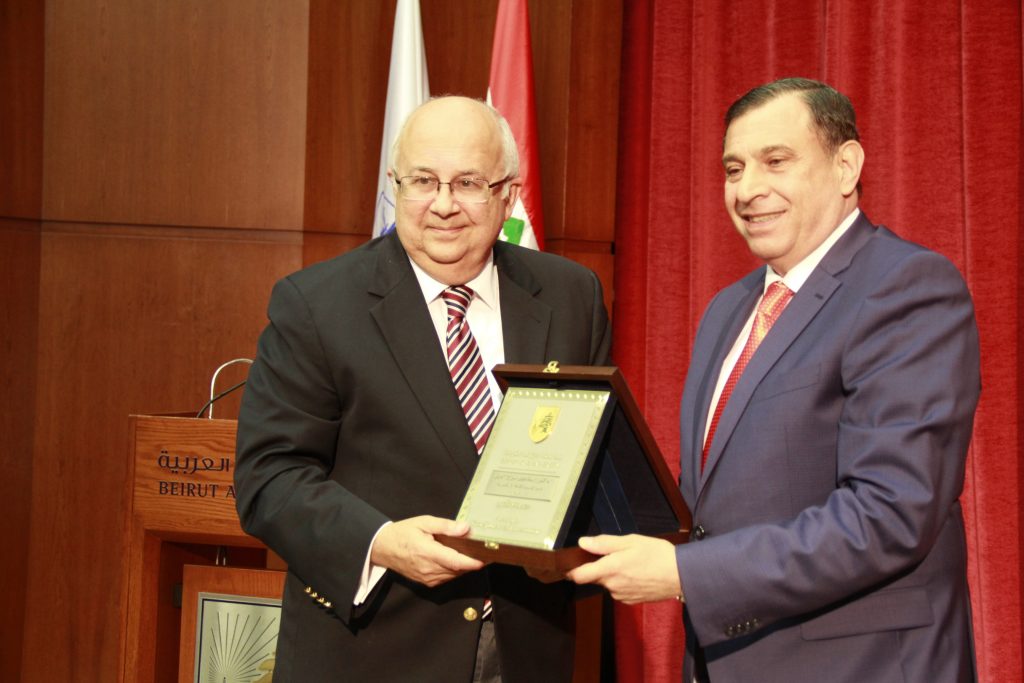 سراج الدين محاضرا عن الواقع العربي والذكاء الاصطناعي: لفتح باب التفاهم وإقفال أبواب الحروب