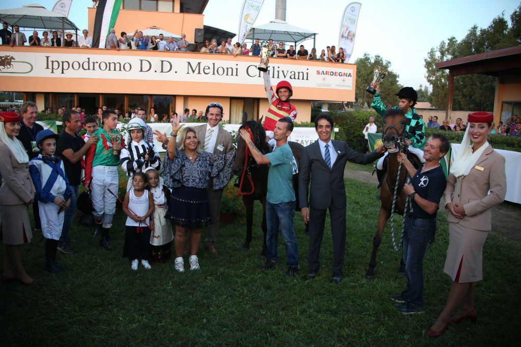 “أكويا” يحلق بكأس زايد في سردينيا ضمن مهرجان منصور بن زايد العالمي للخيول العربية