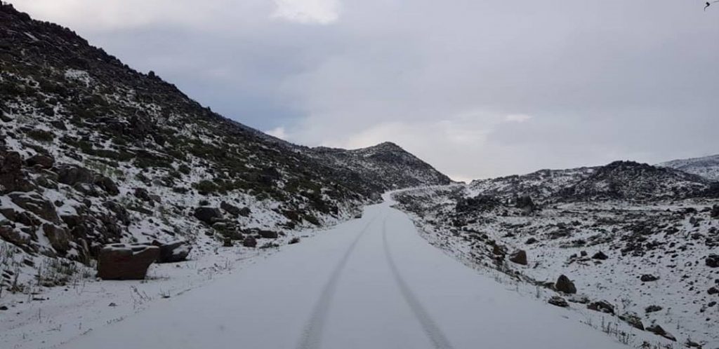 ثلوج وصقيع ورياح قوية الأحد والاثنين