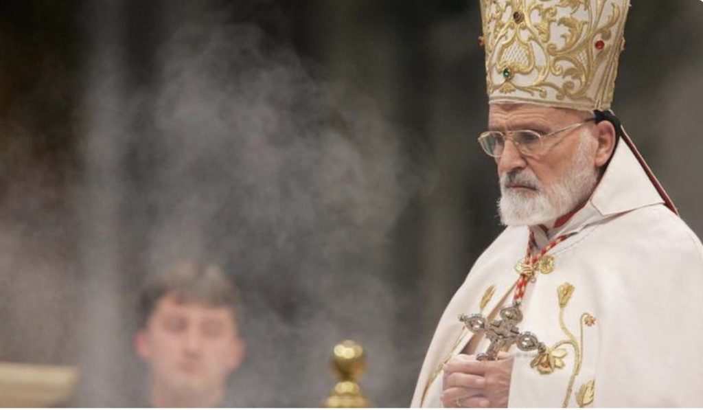 شارع وتمثال للبطريرك صفير في مدينة جبيل