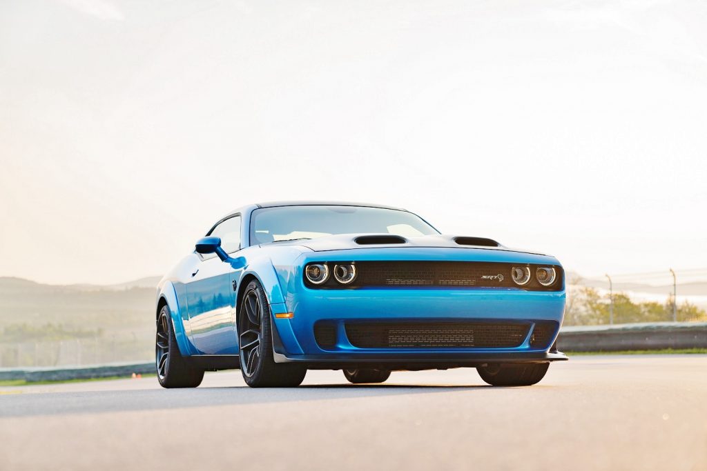 دودج تشالنجر إس آر تي هيلكات ” العين الحمراء” بقوة797 حصاناً تصل إلى الشرق الأوسط