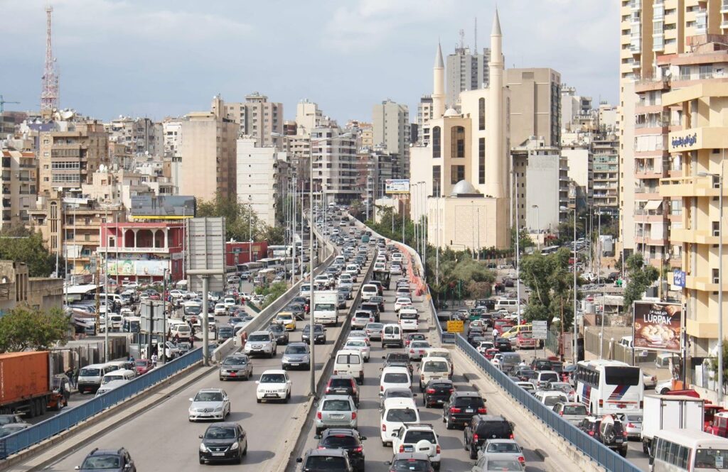 بواخر البنزين عالطريق