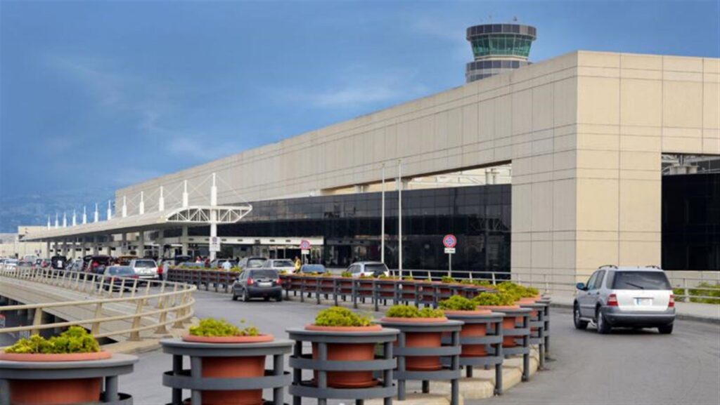 اطلاق نار عند مدخل المطار.. اليكم التفاصيل