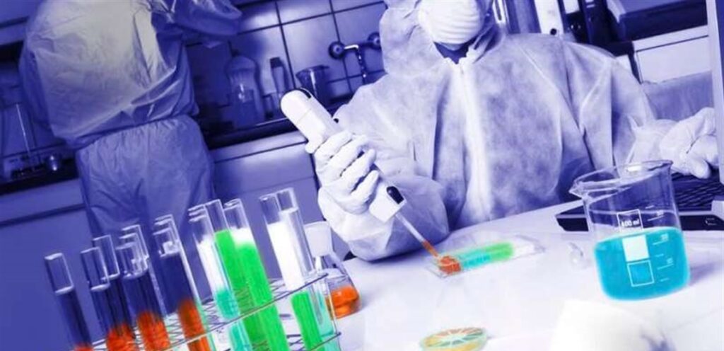 هل يُدرج الإعلاميون على أولى لوائح التلقيح ضدّ كورونا؟