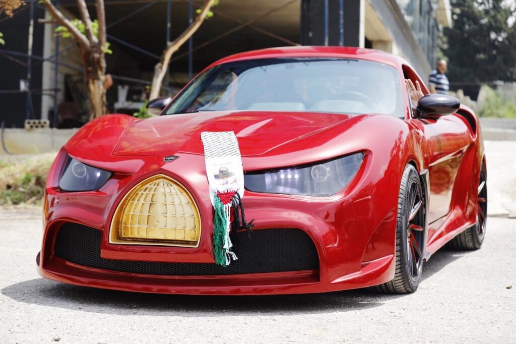 ( بالصور ) “قُدس رايز” : سيارة كهربائية صنعت في لبنان تدخل الإنتاج قريباً … وبسعر منافس !