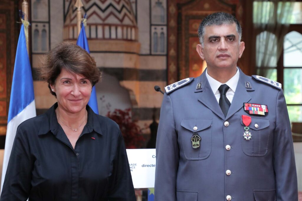 غريو كرمت اللواء عثمان : دليل على روابط الصداقة بين بلدينا … عثمان: التكريم لقوى الأمن وشهدائها