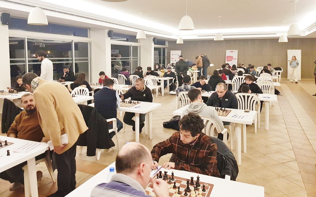 نادي الغولف نظّم شطرنج الميلاد ورأس السنة : الجاويش فاز بالمركز الأول وعضيمي وصيفاً