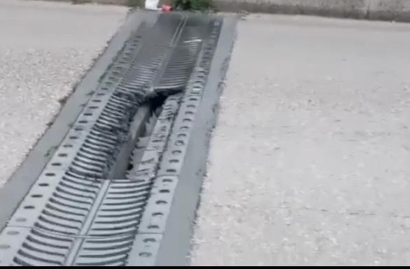 لفواصل الحديدية المتآكلة على الجسور