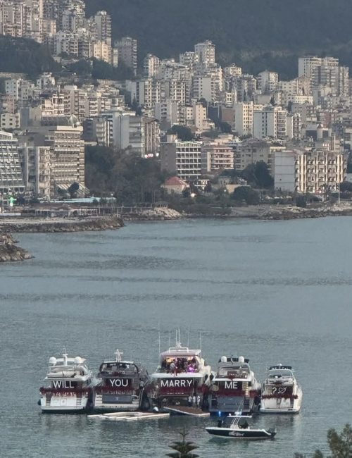 عرض زواج على وقع الحرب… فرحٌ مُربك يتحوّل إلى هلع على ساحل كسروان