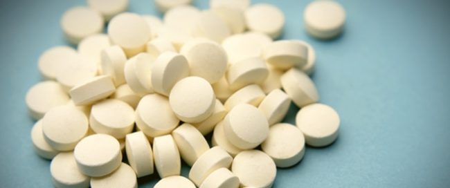 الجيش: ضبط كبتاغون وحشيشة الكيف خلال عملية دهم في بر الياس