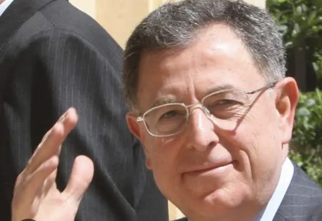 السنيورة يرفض دعوة ترامب لتدخّل سوريا في لبنان: اللبنانيون لا يريدون تكرار التجربة السابقة