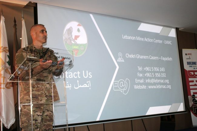 ورشة عمل للإعلاميين نظمها الدفاع المدني عن الألغام والذخائر .. مكي : دوركم أساسي في التوعية من مخاطرها