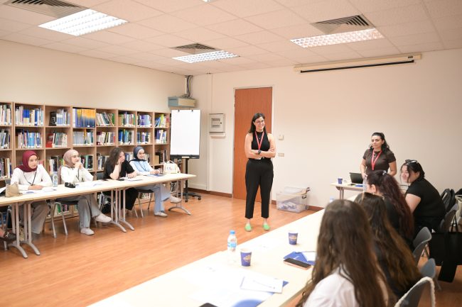 مركز حقوق الإنسان في جامعة بيروت العربية يختتم برنامجًا تدريبيًا حول حقوق الطفل في السياق الإنساني