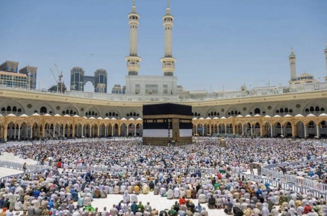 السعودية تطلق تأشيرة العمرة متعددة الدخول بصلاحية عام
